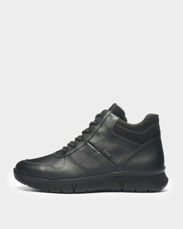 Мужские кроссовки увеличенной полноты со съемной стелькой High Soft и мембраной Gore-Tex