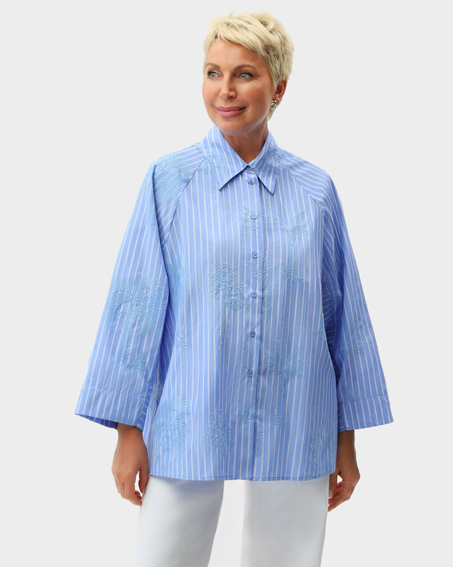 Рубашка в полоску с вышитыми пальмами