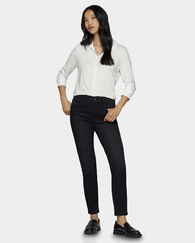 Джинсы облегающего силуэта с пятью карманами