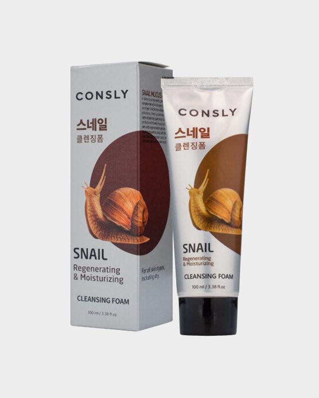 Восстанавливающая кремовая пенка для умывания с муцином улитки 100 мл 599₽