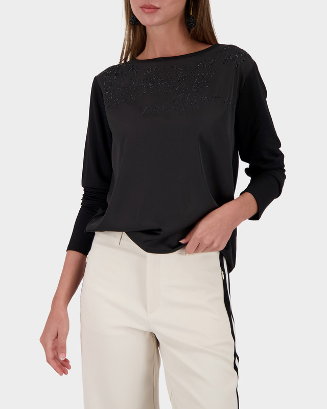 Блузка с вискозой и модалом в составе