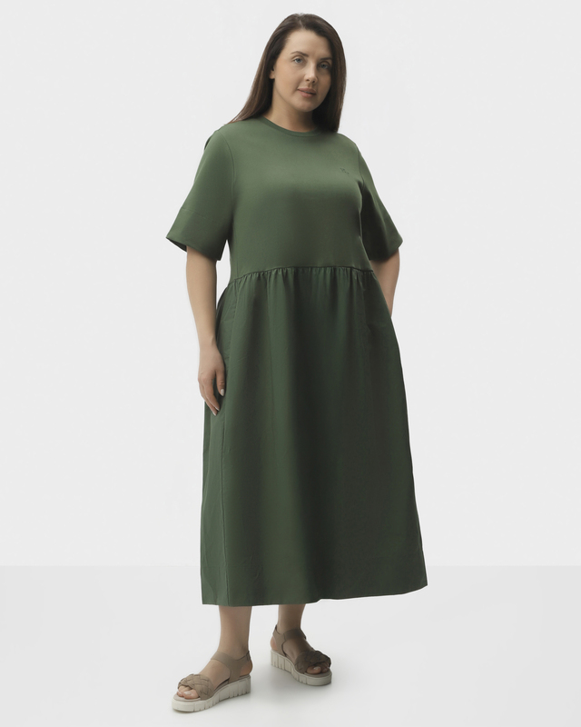 Платье миди с коротким рукавом и юбкой-солнцем