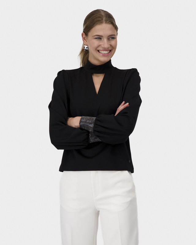 Блузка из эластичной ткани с объемными рукавами и декором стразами