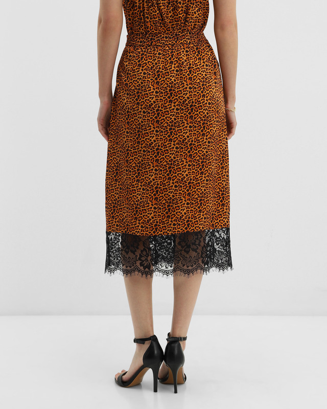 Filmlardan ranchoda issiq jinsiy aloqa Porno: uysizlarning jinsiy hayoti