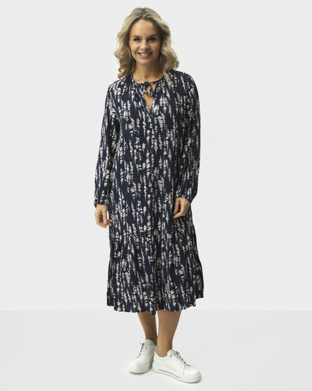 Платье из струящейся вискозы