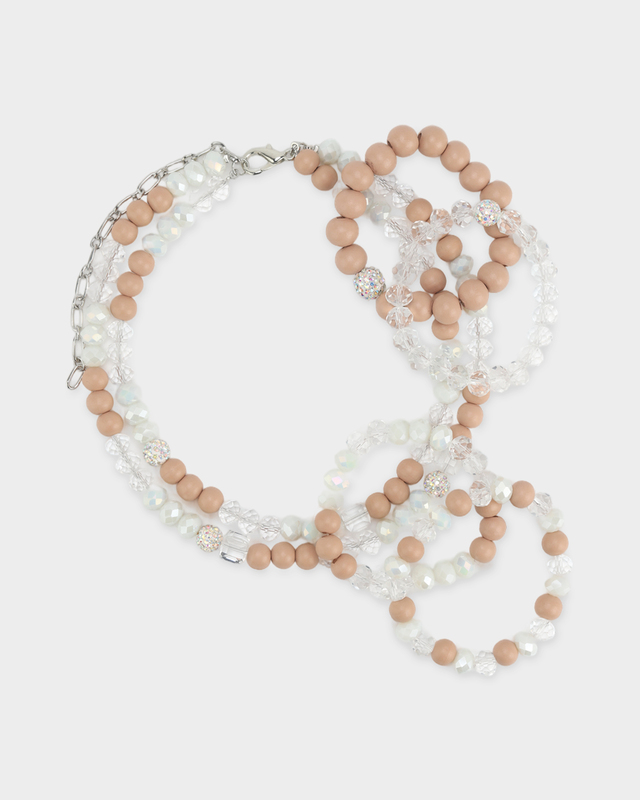 Комплект: колье и 4 браслета