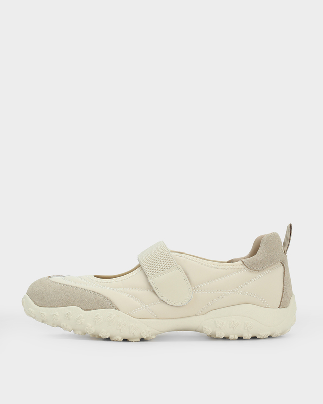 Балетки из комбинации материалов с застежкой-велкро 3990₽