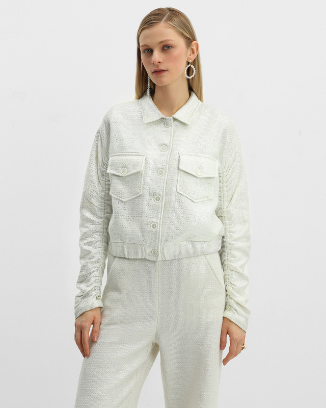 Бомбер из твидовой ткани с жемчужным напылением с регулируемой драпировкой на рукавах