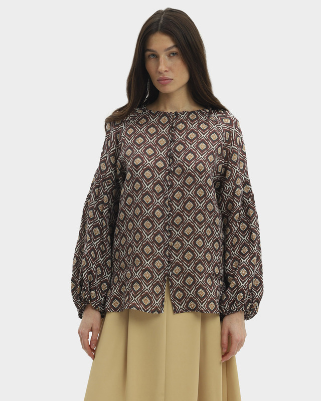 Блузка свободного кроя из рами с объемными рукавами