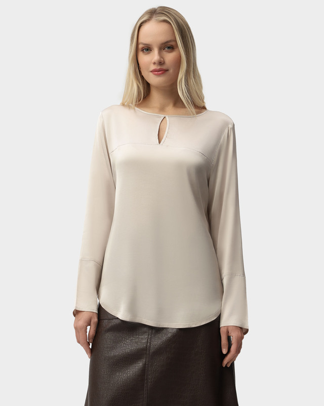 Блузка с вискозой и хлопком в составе