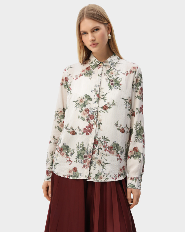 Блузка из вискозы с цветочным принтом и люрексом