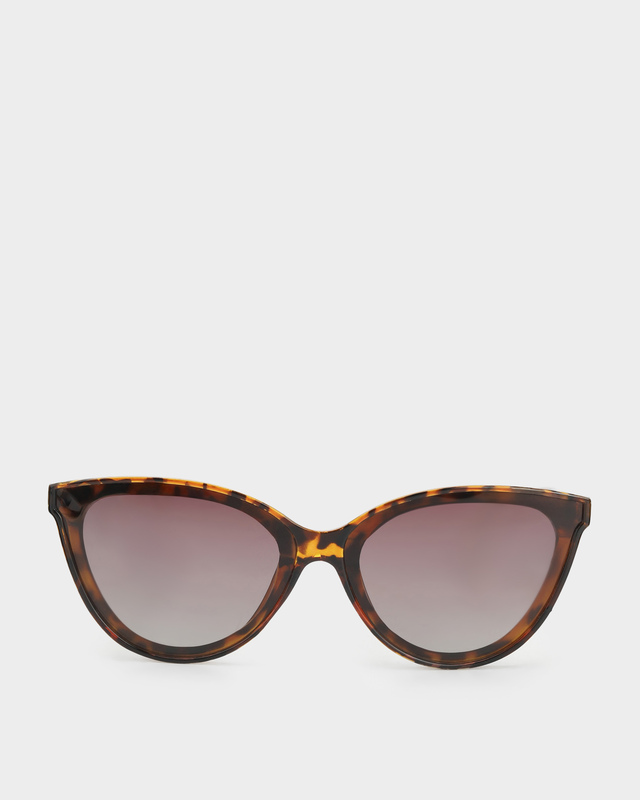 Солнцезащитные очки с поляризационными линзами