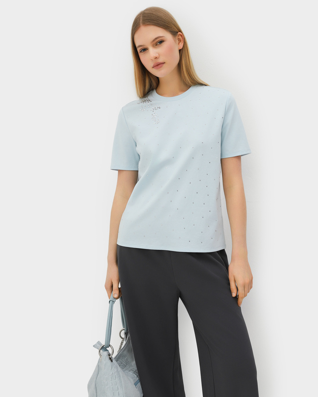 Футболка прямого кроя с круглым вырезом и декором стразами