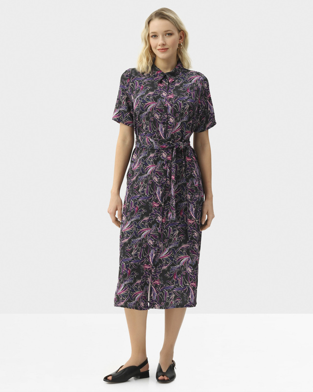 Платье-рубашка с поясом