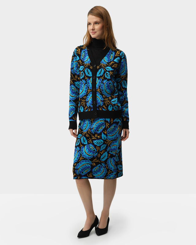 Вязаная юбка с эластичным поясом и традиционным узором