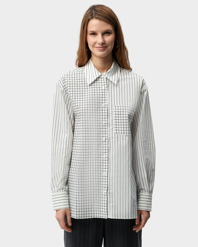 Хлопковая рубашка с узором в полоску и клетку 7590₽