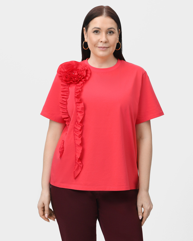 Хлопковая блузка с крупным цветком на плече