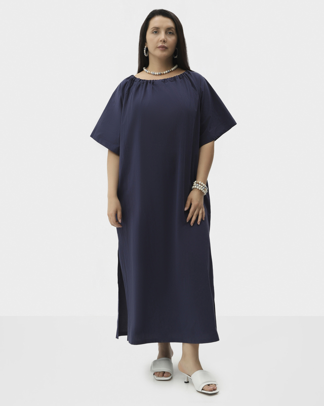 Платье с открытыми плечами из 100 хлопка 16990₽