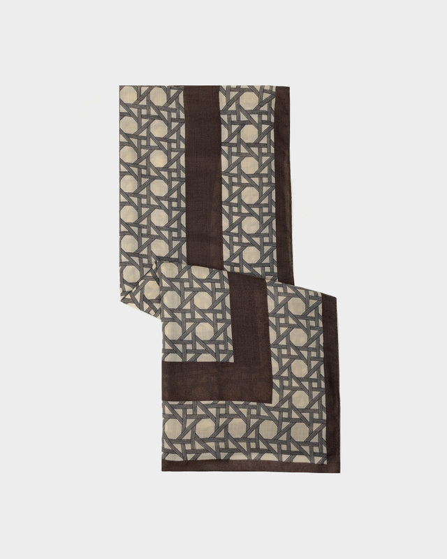 Палантин из шерсти и вискозы