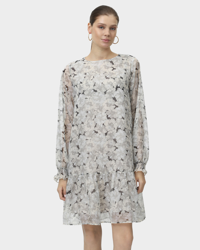 Платье А-силуэта из легкого материала с цветочным принтом 7990₽