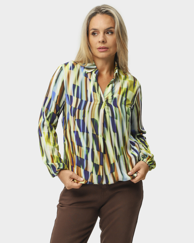 Блузка с абстрактным принтом