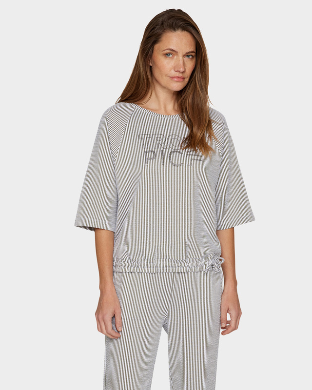 Джемпер свободного кроя с кулиской по низу