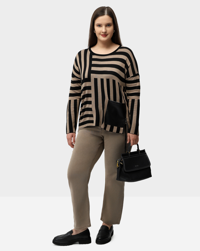 Брюки зауженного укороченного кроя