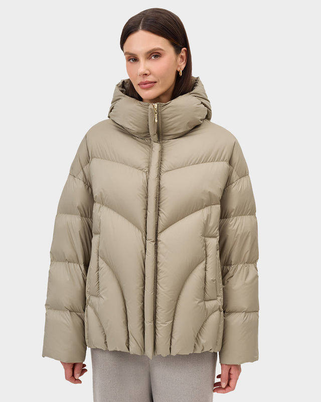 Пуховик с водоотталкивающей пропиткой