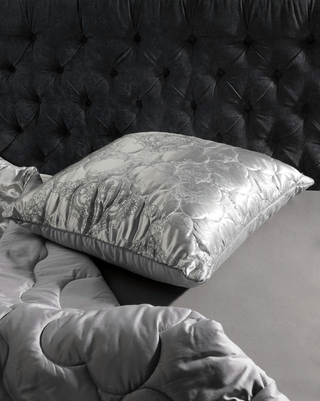 Подушка &laquo;Роскошь кашемира&raquo;