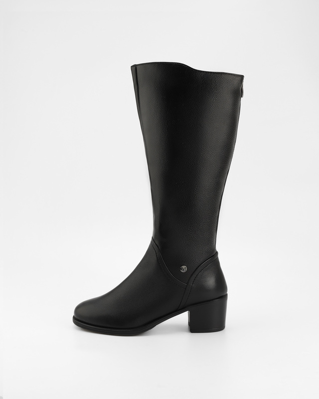 Сапоги высокие на молнии 14990₽