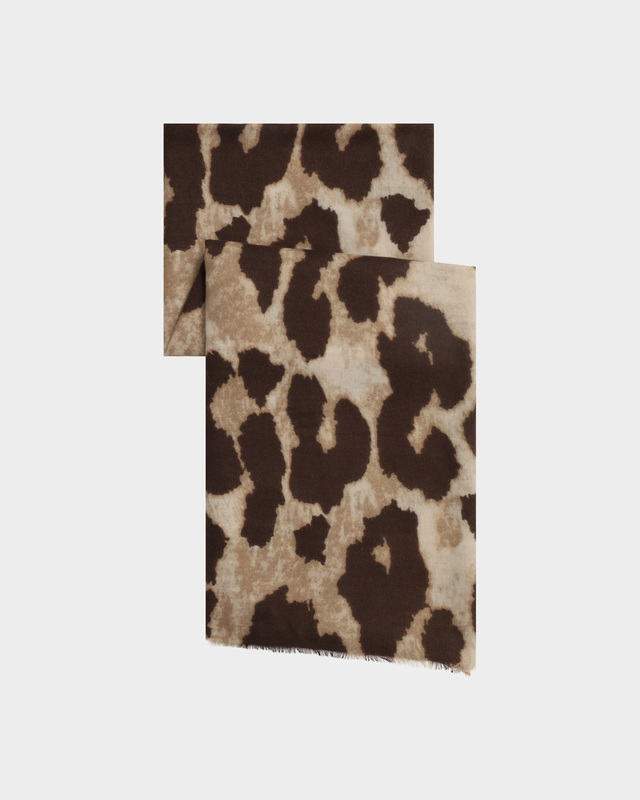 Палантин с шерстью и вискозой в составе