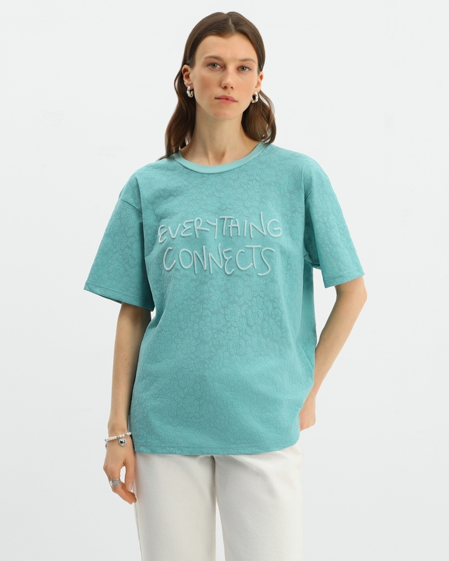 Футболка из фактурного трикотажа с эффектным жаккардовым рисунком