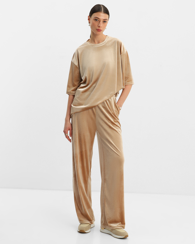 Велюровые брюки на резинке