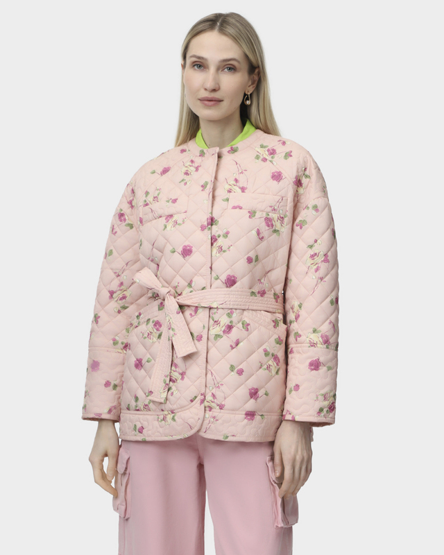 Стеганая куртка с цветочным принтом и текстильным поясом