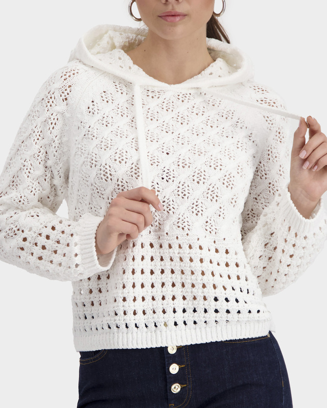 Ажурный пуловер с капюшоном