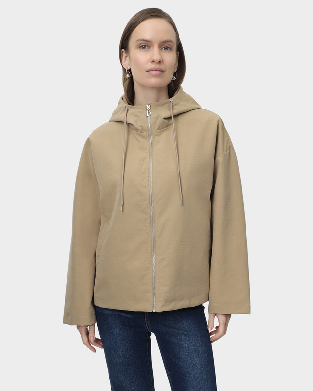 Куртка прямого силуэта с регулируемым капюшоном