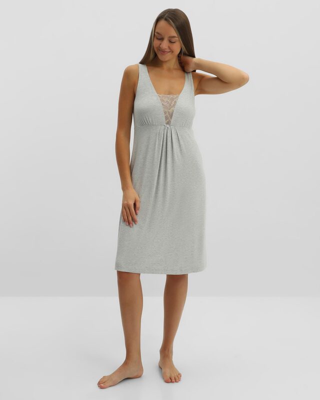 <html> <head></head> <body>  <ul>   <li>Модель на лямках</li>   <li>Глубокий V-образный вырез</li>   <li>Легкая и приятная телу ткань</li>   <li>Вискоза и эластан в составе</li>  </ul>  <p>Воздушная сорочка Eva Cambru выполнена из вискозы с добавлением эластана, поэтому совершенно не ощущается на теле. Модель с лямками и глубоким V-образным вырезом. Представлена в двух цветах: лавандовый и серый меланж.</p>  <p>На модели размер М.</p>  <p>Если у вас остались вопросы, вы можете написать нам в Telegram:&nbsp;<a href="tel:8-967-111-7811" style="color:blue; text-decoration:underline">8-967-111-7811</a>.</p> </body></html>