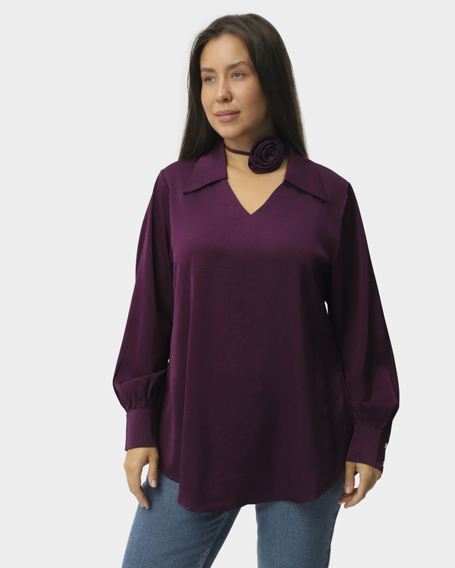 Сатиновая блузка А-силуэта с изящным рукавом и съемным цветком