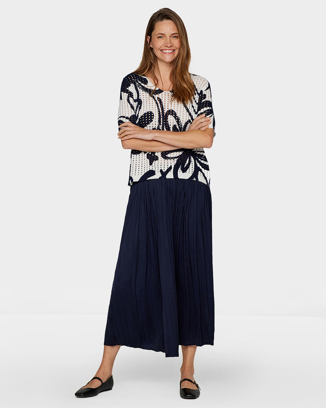 Плиссированная миди-юбка с эластичным поясом на кулиске