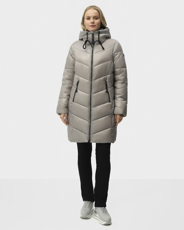Стеганое пальто с капюшоном