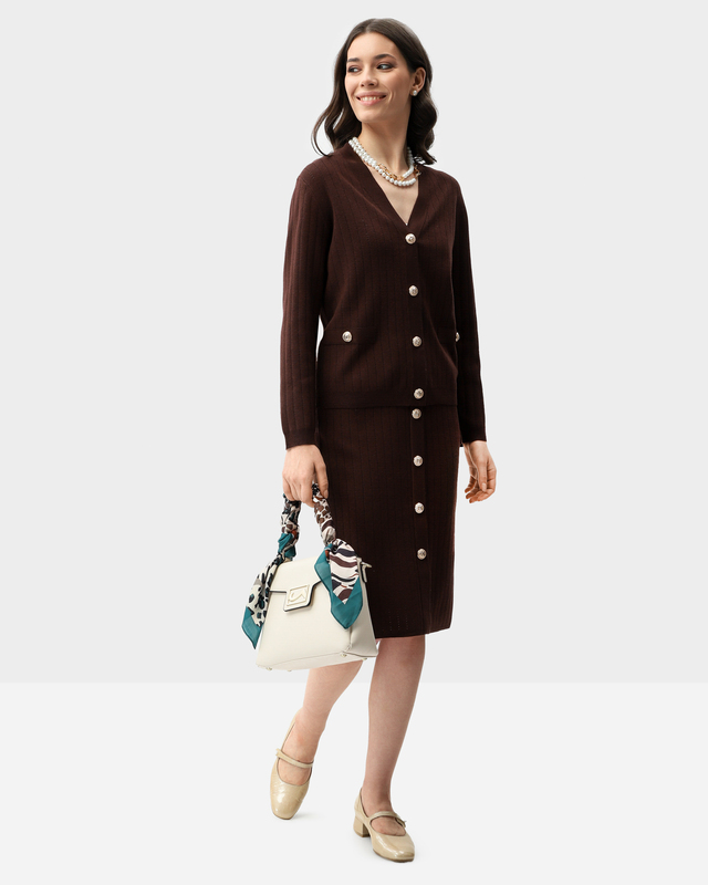 Юбка с изящными золотистыми кнопками и шерстью в составе