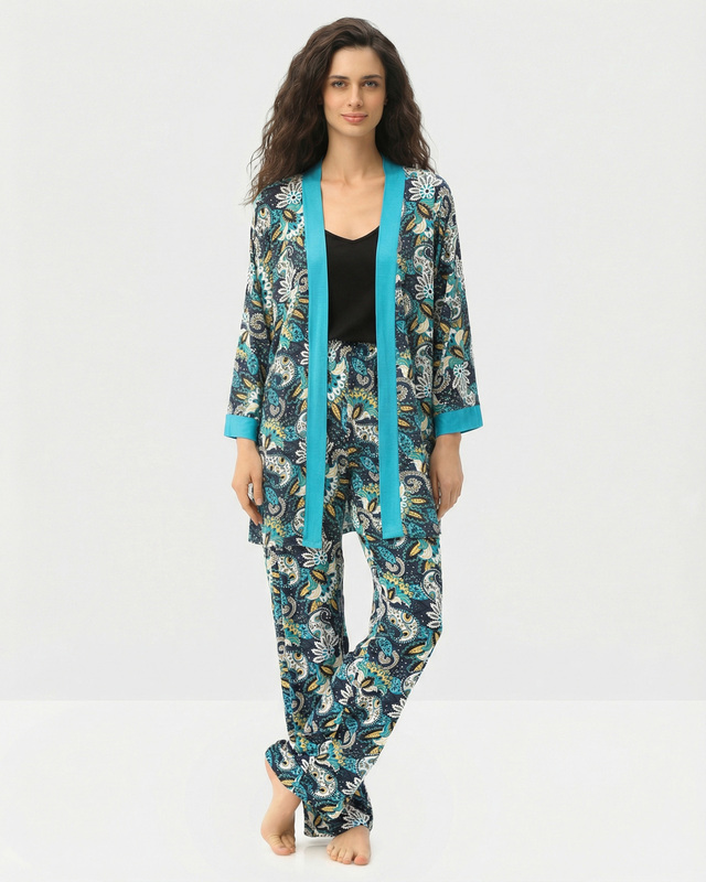 Халат в стиле кимоно из вискозы с эффектным принтом