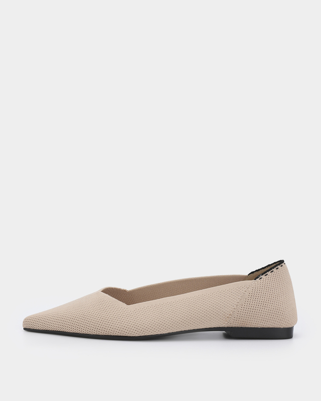 Балетки из эластичного текстиля с зауженной носочной частью