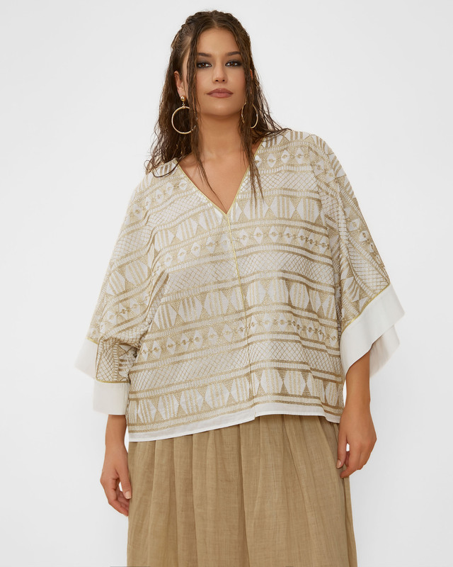 Хлопковая блузка с вышивкой в этническом стиле