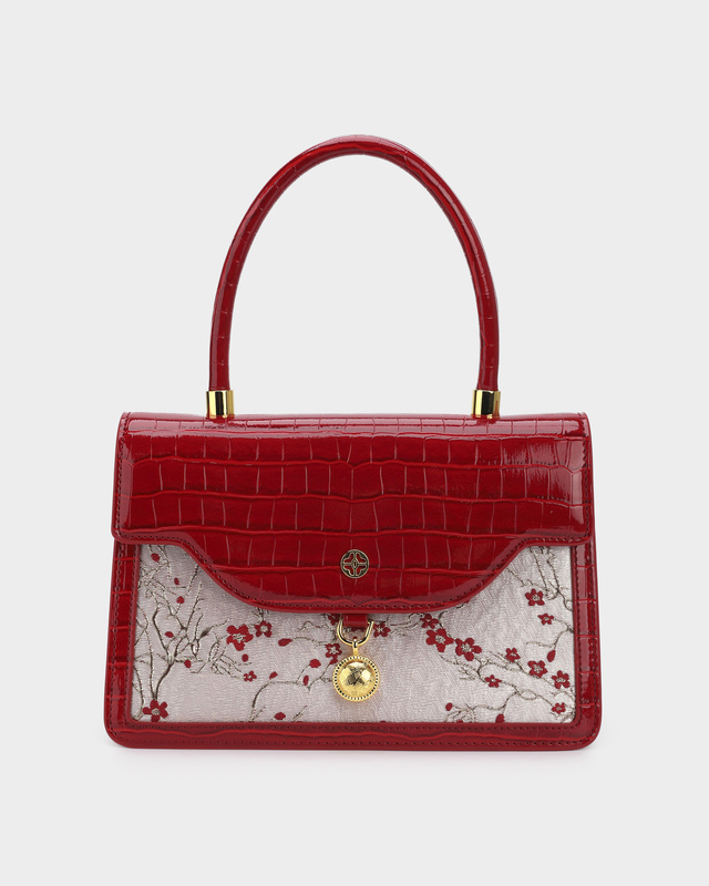 Сумка с цветочной вышивкой с магнитной застежкой