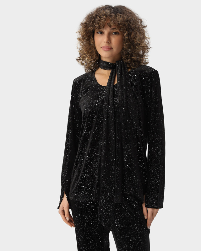 Блузка из эластичного бархата