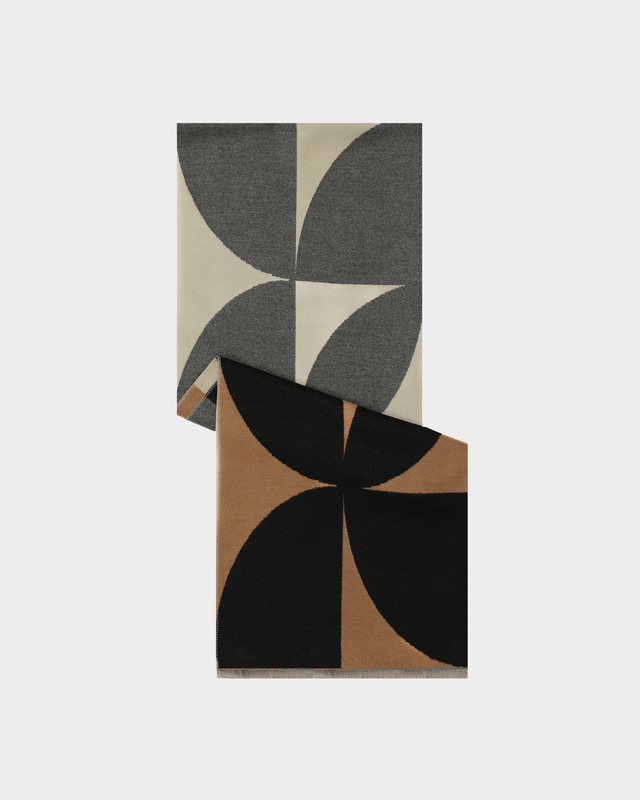 Палантин с шерстью и кашемиром в составе