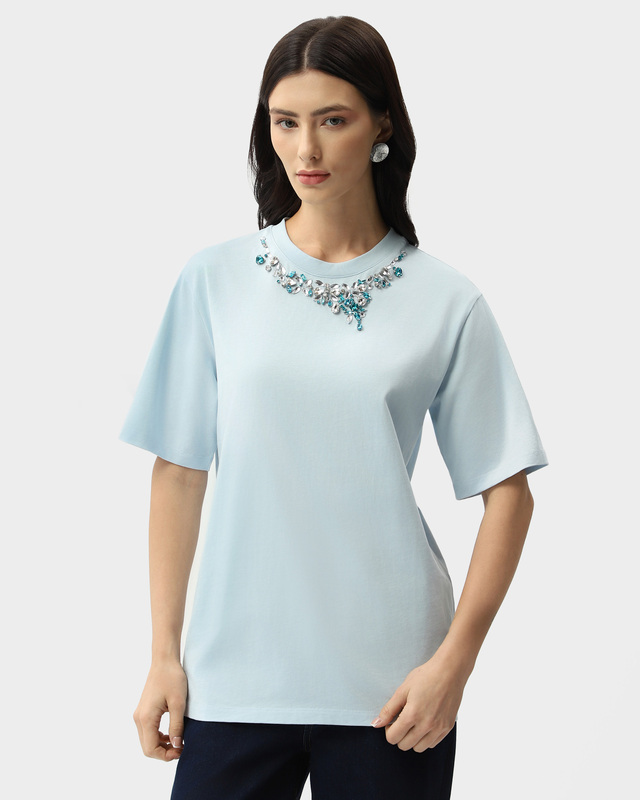 Блузка трикотажная с декором из страз