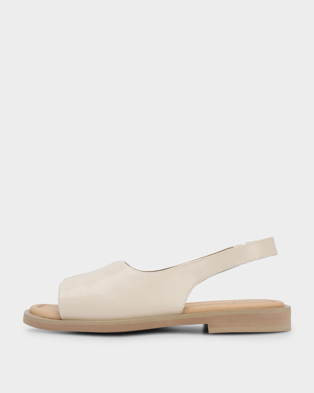 Кожаные босоножки на легкой и гибкой подошве