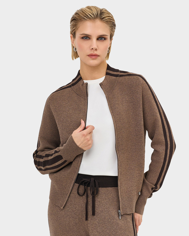 Жакет с шерстью в составе